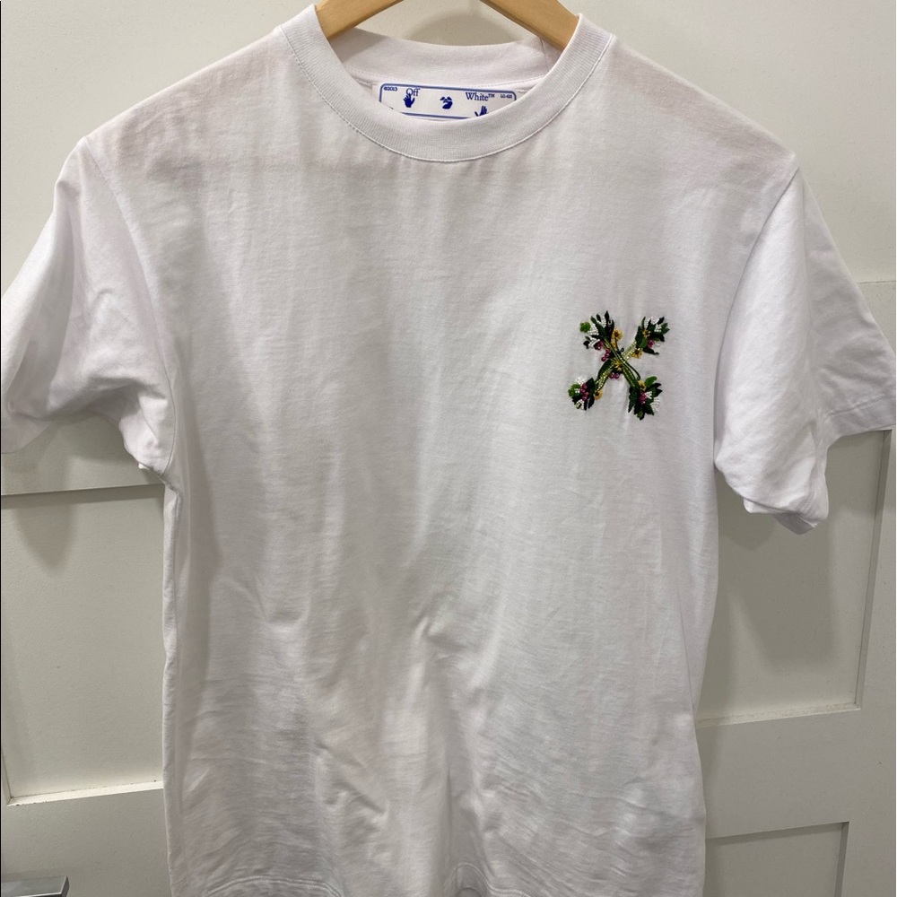 NWT Off-White Arrow Print Tee size S
